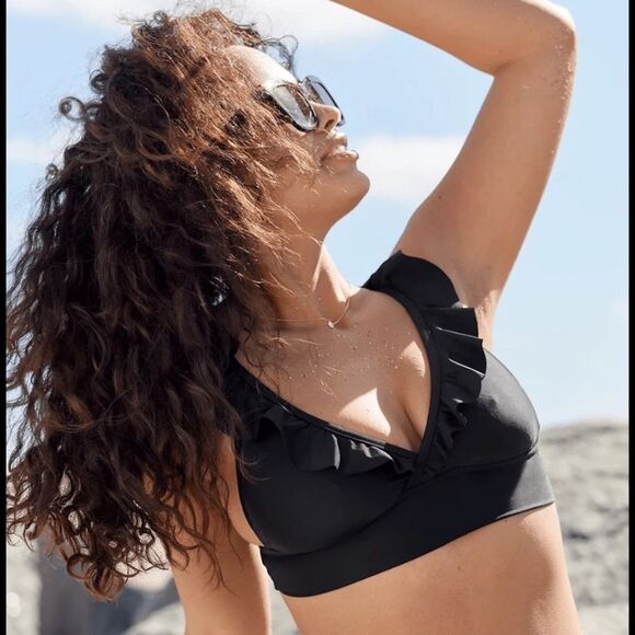 NWT aerie ruffle bikini triangle top xs black swim top - Picture 1 of 6